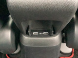 便利な充電用USBジャックも付いています☆周辺機器の充電にご利用頂けます☆