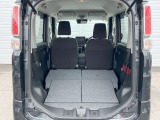 普段のお買い物や通勤、送迎等に十分な荷室スペースを確保しております。セカンドシートを倒すと、大きな荷物の積載も可能です♪