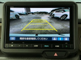 バックカメラも装備しております。車庫入れの苦手なお客様、もうご心配いりません。バックカメラがあれば、ぶつける心配無し?!重宝します!!