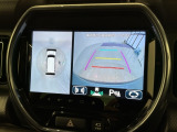 全方位モニターがついています! 車の周囲を360&deg;安全確認できるので、普段の駐車はもちろんの事、縦列駐車や幅寄せの際にも活躍してくれますよ。