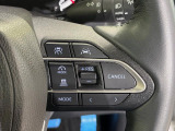 【レーダークルーズコントロール】高速道路での長距離走行が楽に!!自動で速度を保つクルーズコントロールが、衝突軽減システムと連携し、前方の車両を感知して車間を保つように速度調節してくれます!!