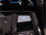 【プッシュスタート】プッシュスタートの最大のメリットは「防犯対策」です。スマートキーと車のIDが合致しないとエンジンは始動させることができません。