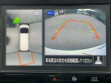 360&deg;周りがチェックできるアラウンドビューモニターで運転席から資格になるところも見えるので安心!