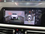 【アラウンドビューモニター】バックカメラに加え、360度のカメラで駐車も楽々。駐車が苦手な方でも安心してお乗りいただけます。