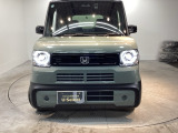 フロントマスクは個性もいっぱい! 人気の車です。