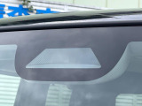 【ホンダセンシング】走行中に前方の車両等を認識し、衝突しそうな時は警報とブレーキで衝突回避と被害軽減をアシスト。より安全にドライブをお楽しみいただけます。
