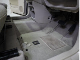 クリーニング済みフロアマット付き☆多少の使用感はありますが、この程度なら許容範囲という方には初期費用が浮いて嬉しいPOINT!