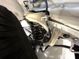 お車を安心してお乗りいただく為には、足回りの定期点検が欠かせません。サービスサポート(有償保証)では無料点検もご提供しており、安心のカーライフをお過ごしいただけるサポート体制が整っています。