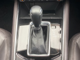 アクセルペダルを踏み込む量や速さに応じて変速パターンをし、人馬一体の運転感覚を発揮してくれる6速オートマ!