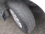 タイヤの溝です。現車確認の時にご確認ください。
