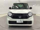 車の顔ともいえるヘッドライトは、丸目で愛嬌を感じさせるデザインです。