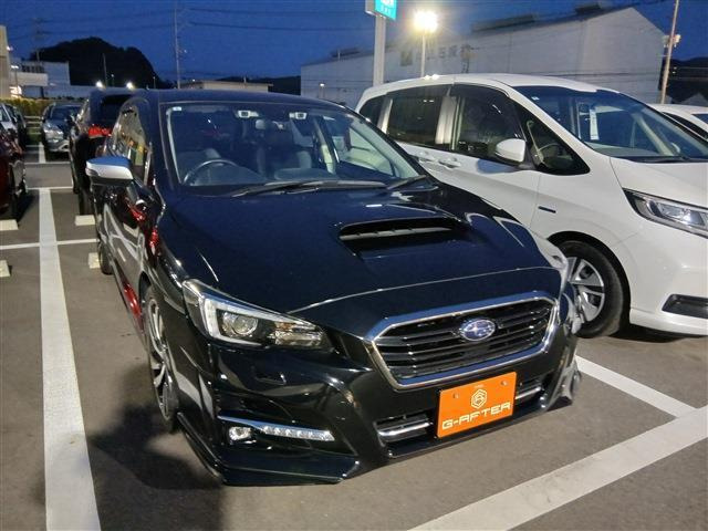レヴォーグ 2.0 GT-S アイサイト 4WD ワンオーナー 禁煙車 後席モニター