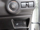 両側電動スライドドア付きは嬉しいですね。運転席のスイッチで、左右スライドドアを個別に操作可能です。