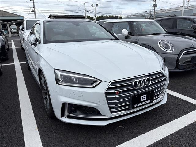 S53.0 4WD禁煙車 パノラマサンルーフ レザーPKG