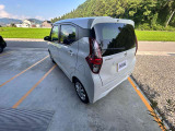 吉崎鈑金ではお車の購入から自動車保険、車検整備、緊急時のレッカー、鈑金塗装まで全てワンストップで対応します。安心してお任せください。