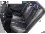 特別仕様車ならではの専用ハーフレザーシート付!!当社では、本革シートのカラー変更や張替えも出来ます!ワイン・茶・赤・青・黄色・コンビ色など何でもOKです!