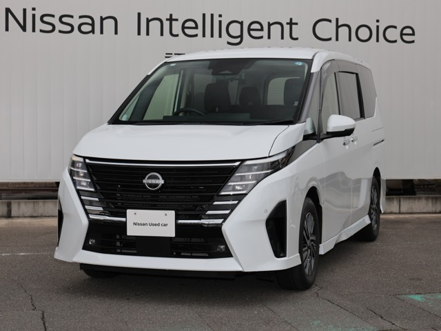 セレナ 1.4 e-POWER ハイウェイスターV