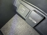 シガーソケット用の充電器が使用可能です!