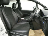 傷みやすい運転席シートも比較的状態が良好な車両になりますので是非一度現車を確認しに来てください!!