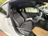 視界良好&操作性も良く、快適な運転席!長時間ドライブも疲れにくく、快適な運転をサポート♪☆詳しくは無料通話0078-6003-827541 相模原ICすぐ
