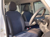 運転席も広々、ドライブも楽しめますね♪実際お座りいただくのが、分かりやすいと思います。お気軽にご来店ください!