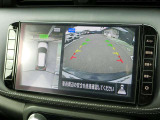 まるでクルマを見下ろすように見えるので駐車も楽チンです♪あまりの便利さについつい癖になっちゃいます♪