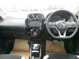 操作しやすい運転席廻り!操作パネルも使いやすい!!ドライブが楽しくなります!