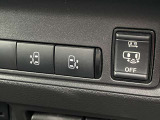 両側オートスライドドア装備!運転席のスイッチやリモンキーでも開閉操作が出来るので便利ですよ!