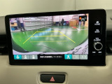 バックモニター付きで車庫入れも安心【カメラアングルは3パターンから選べます】知らない道でも安心して楽しくお出かけができます