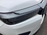 明るくて長寿命のLEDヘッドライト採用