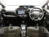見通しのよいすっきりとした視界で、誰でも運転しやすいです。運転のしやすさは疲れにくさにも繋がりますよ♪