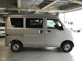 ご遠方のお客様には専門業者を介した陸送納車サービスがございます【※有料】。 お住まい・お届けご希望ご希望の地域をご連絡頂ければ輸送費用のお見積りと輸送期間の目安をご案内させていただきます。