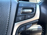 【プリクラッシュセーフティ】前方の車両等を検知し、衝突しそうな時は警報で注意を促し、ブレーキを踏む力をサポート。ブレーキを踏めなかった場合は衝突被害軽減ブレーキが作動、衝突回避をサポートします。