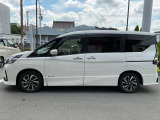 セレナ 1.2 e-POWER ハイウェイスターV 