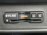 【ETC2.0(DSRC)】ETCカードを挿入すれば料金所はノンストップで通過できます。ETC限定の割引や、高速道路の情報提供サービスを利用できます。