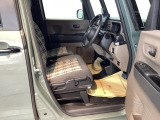 フィット性も良く、楽な運転姿勢を保てます。