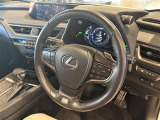 UX 250h Fスポーツ 4WD 本革シート