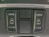 【両側パワースライドドア】スマートキーや運転席のスイッチで後席両側スライドドアの開閉が可能♪電動だから力を入れてドアを開ける必要が無く、小さなお子様でも簡単に開け閉めでき快適です♪