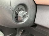 他拠点に展示中のお車も、専用端末でご覧いただけます!お客様のご要望等、何なりと申し付けください!