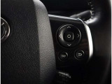 ステアリングスイッチが使い易いですね!