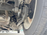 お車を安心してお乗りいただく為には、足回りの定期点検が欠かせません。サービスサポート(有償保証)では無料点検もご提供しており、安心のカーライフをお過ごしいただけるサポート体制が整っています。