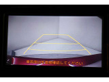 バックカメラで駐車も楽々です。