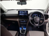 オシャレなインテリアで運転する気分も盛り上がりますよね^^
