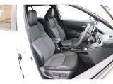 ■車内クリーニング■専門スタッフが見えないところまで徹底洗浄!車内のニオイもリフレッシュ!目に見えないところまで美しくがモットーです。だから、当店の中古車は内装にも自信があります!