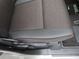 運転席の状態が出る場所ですが、ご覧の通りにキレイな状態ですよ。