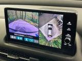 【マルチビューカメラシステム】専用のカメラにより、上から見下ろしたような視点で360度クルマの周囲を確認することができます☆死角部分も確認しやすく、狭い場所での切り返しや駐車もスムーズに行えます。