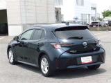 明るく広々、落ち着いた店内では、中古車のご検討・ご購入のほか、携帯電話(au)の購入等、様々なご相談に幅広く応えていきます♪
