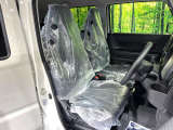 もちろん車内はキレイです♪よりクリーンな状態をキープしたいお客様には『ナノゾーンコート』がおすすめ!新型コロナウイルス対策や、除菌・消臭に効果を発揮し多くの方にご好評いただいております。