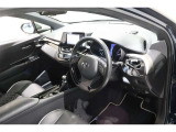 ■見通しのよいすっきりとした視界で、誰でも運転しやすいです。運転のしやすさは疲れにくさにも繋がりますよ♪