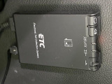 【ETC】高速道路の料金所をストレスなく通過!話題のスポットやサービスエリアに多い「スマートIC」利用時は必須のアイテムです。当店でセットアップを実施、ご納車当日からすぐにご利用いただけます!